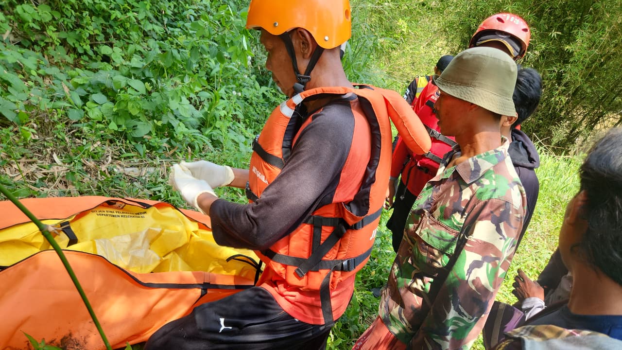Korban Hanyut di Sungai Cimanuk Garut Berhasil Ditemukan